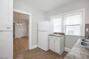 2671 Hampshire Rd, Cleveland Heights, OH 44106 - Photo 9