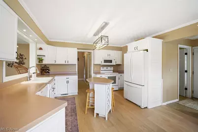 7380 Walters Road, Hudson, OH 44236 - Photo 7