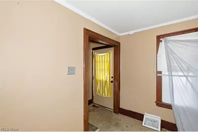 1867 Reyburn Road, Loveland, OH 44112 - Photo 7