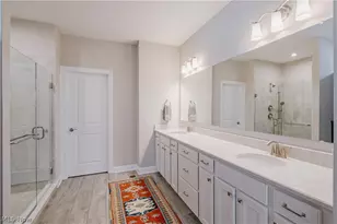 554 Salt Lake Cir, Orange, OH 44022 - Photo 17