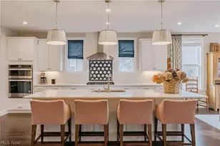 554 Salt Lake Cir, Orange, OH 44022 - Photo 9