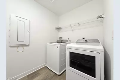 524 Auld Farm Circle, Akron, OH 44320 - Photo 31