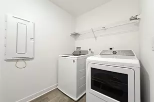 524 Auld Farm Cir, Akron, OH 44320 - Photo 31