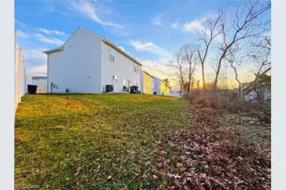 524 Auld Farm Circle, Akron, OH 44320 - Photo 43