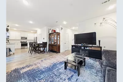 524 Auld Farm Circle, Akron, OH 44320 - Photo 9