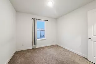 524 Auld Farm Cir, Akron, OH 44320 - Photo 33