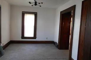 219 17th St NW, Barberton, OH 44203 - Photo 3