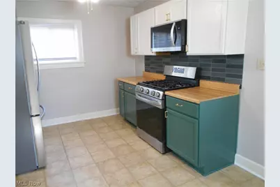 219 17th Street NW, Barberton, OH 44203 - Photo 5