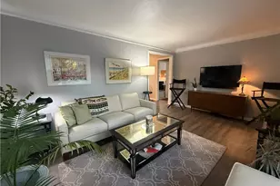 411 E 270th St, Euclid, OH 44132 - Photo 11