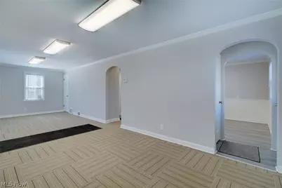 1933 Whipple Avenue NW, Canton, OH 44708 - Photo 11