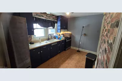 1612 25th Street NW, Canton, OH 44709 - Photo 7