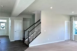 4620 Briar Hill Dr, Ravenna, OH 44266 - Photo 5