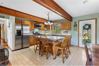 19829 Marks Road, Strongsville, OH 44149 - Photo 9