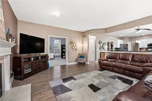 1286 Freeport Dr, Medina, OH 44256 - Photo 9