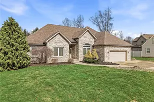 105 Muirfield Dr SE, Howland, OH 44484 - Photo 3