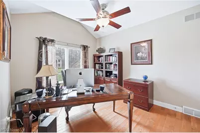 105 Muirfield Drive SE, Howland, OH 44484 - Photo 23