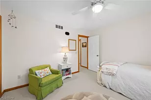 10960 Auburn Rd, Chardon, OH 44024 - Photo 27