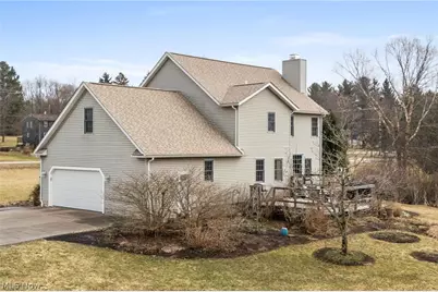 10960 Auburn Road, Chardon, OH 44024 - Photo 3