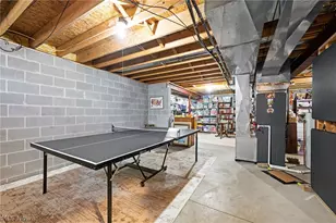 10960 Auburn Rd, Chardon, OH 44024 - Photo 33