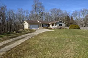 6121 Erie Ave NW, Canal Fulton, OH 44614 - Photo 5