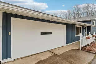 140 Parkhall Dr, Painesville Twp, OH 44077 - Photo 7