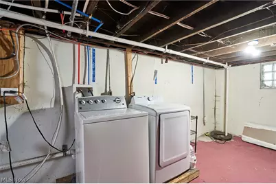 885 Brown Street, Akron, OH 44311 - Photo 7