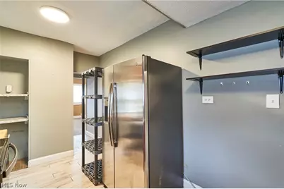 885 Brown Street, Akron, OH 44311 - Photo 13