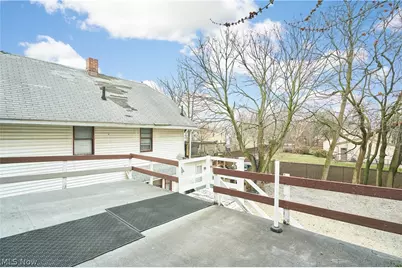 885 Brown Street, Akron, OH 44311 - Photo 5