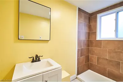 885 Brown Street, Akron, OH 44311 - Photo 11