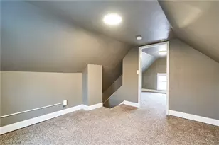 885 Brown St, Akron, OH 44311 - Photo 23