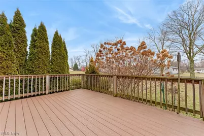 5954 Wentworth Lane SW, Canton, OH 44706 - Photo 7