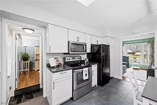 23947 Lebern Dr, North Olmsted, OH 44070 - Photo 11