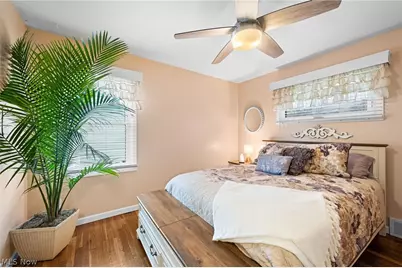 23947 Lebern Drive, North Olmsted, OH 44070 - Photo 15