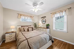 23947 Lebern Dr, North Olmsted, OH 44070 - Photo 13