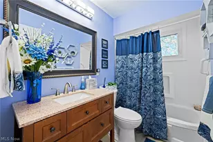 23947 Lebern Dr, North Olmsted, OH 44070 - Photo 19