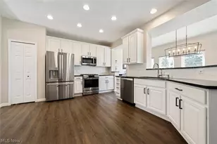 720 Jockey's Cir, Avon Lake, OH 44012 - Photo 7