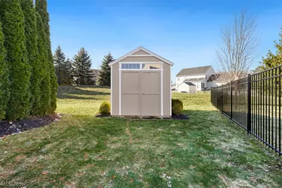 720 Jockeys Circle, Avon Lake, OH 44012 - Photo 49