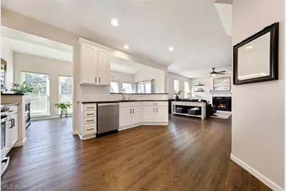 720 Jockeys Circle, Avon Lake, OH 44012 - Photo 9