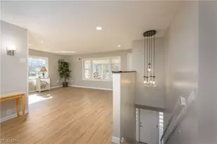 680 E State St, Barberton, OH 44203 - Photo 19