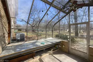 680 E State St, Barberton, OH 44203 - Photo 13