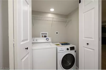 680 E State Street, Barberton, OH 44203 - Photo 31