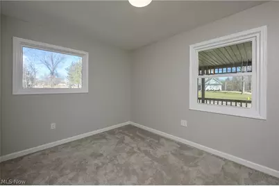 680 E State Street, Barberton, OH 44203 - Photo 37