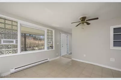 680 E State Street, Barberton, OH 44203 - Photo 21