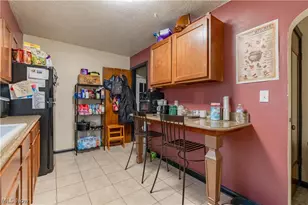 1716 Gibbs Ave NE, Canton, OH 44705 - Photo 7