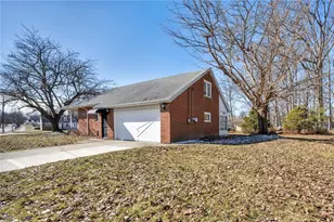 25641 Glenbrook Blvd, Euclid, OH 44117 - Photo 45