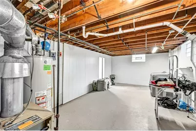 25641 Glenbrook Boulevard, Euclid, OH 44117 - Photo 37