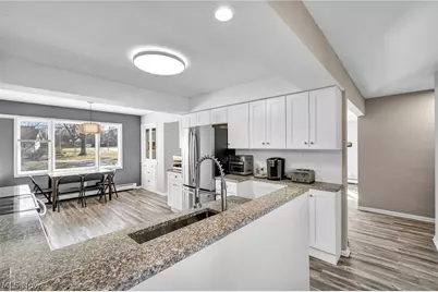 25641 Glenbrook Boulevard, Euclid, OH 44117 - Photo 11