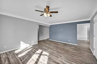 25641 Glenbrook Boulevard, Euclid, OH 44117 - Photo 9