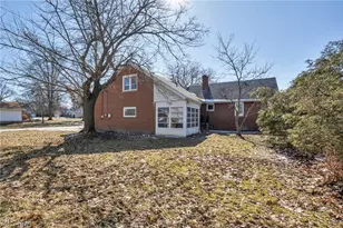 25641 Glenbrook Blvd, Euclid, OH 44117 - Photo 43