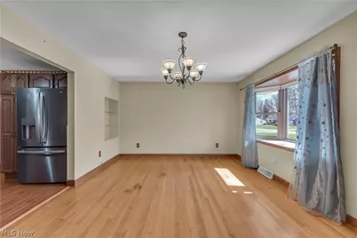 811 Tarry Lane, Amherst, OH 44001 - Photo 9